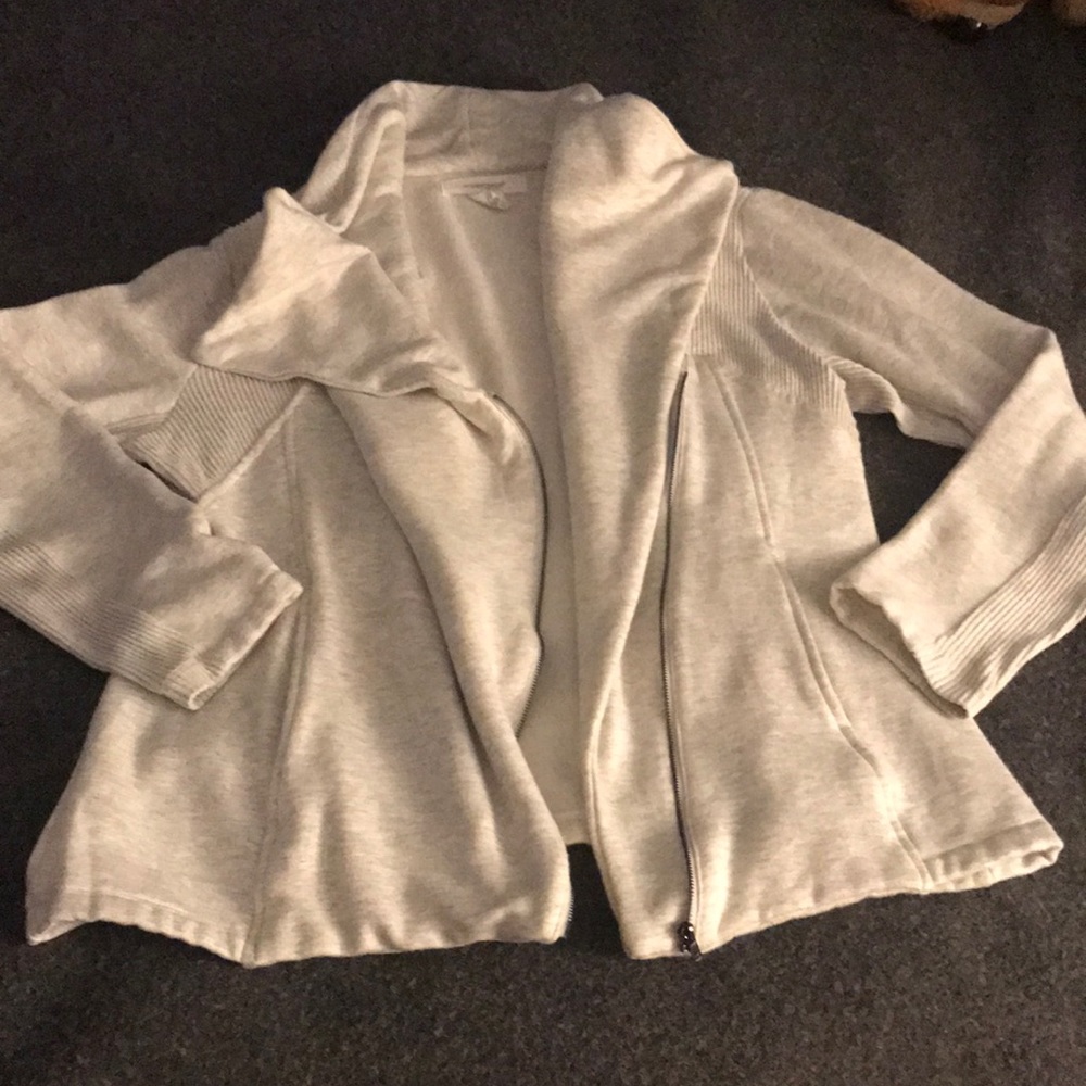 ⭐️Workshop Asymmetrical Zip Up Sweatshirt Size XL